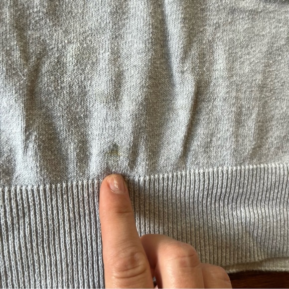 Sweater - Picture 5 of 9